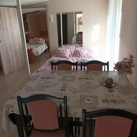 Csilla Apartman *