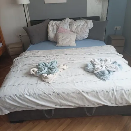 Csilla Apartment Balogunyom